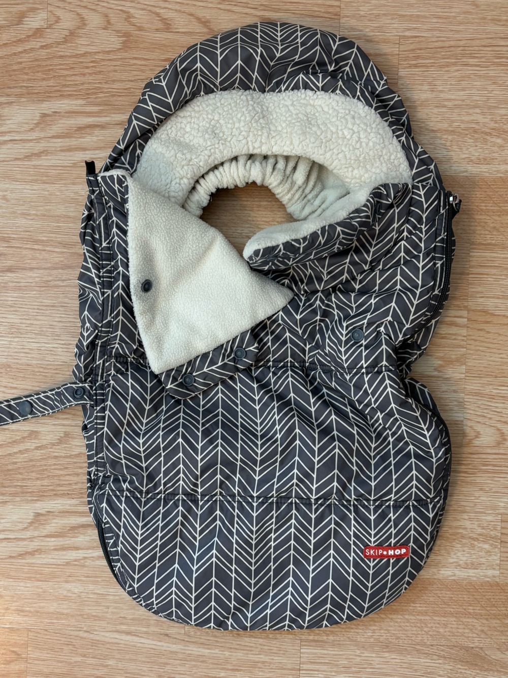 Skip Hop Black Chevron Infant Carseat Cover